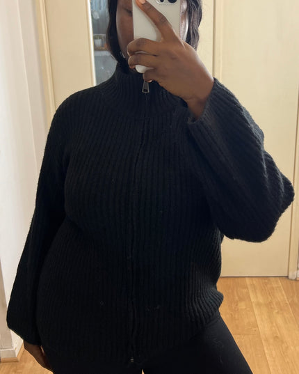 GILET ALMA – MAILLE DOUCE ZIPPÉE