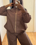 Taupe
