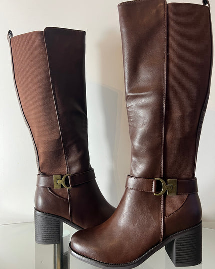 Céline Brown Boots