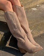 36 / Beige