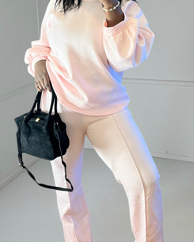 PINK Set - Chic Comfort Sweatshirt & Pants