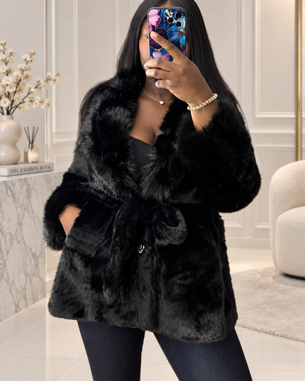 Black Star Fur - Luxurious Softness & Glamour